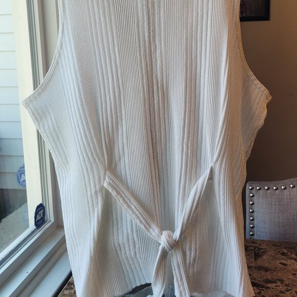 Vintage Vest‎ - Picture 2 of 3